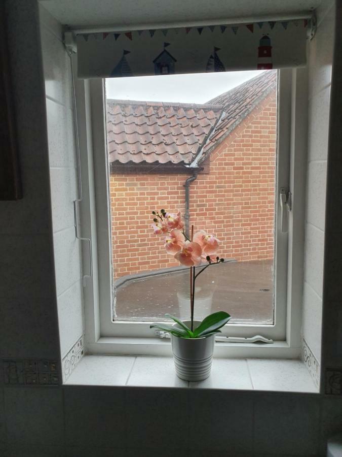 Chimes Bed And Breakfast Reepham  Bagian luar foto